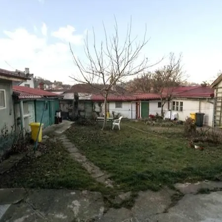 Apartment Chic Near Old Town